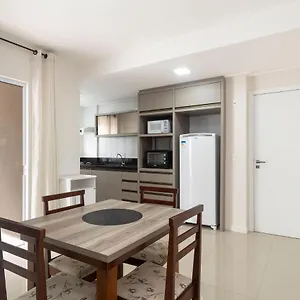 Apartamento Aluguel De 2 Quartos Sendo 1 6 Pessoas Com Piscina Em Bombas, Bombinhas